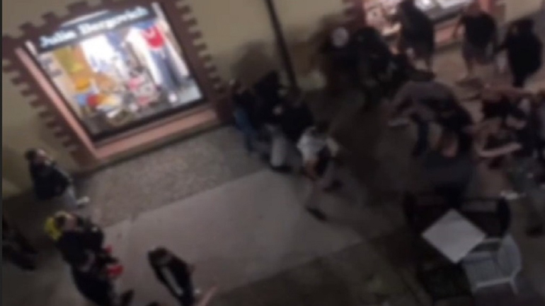 Ξύλο μεταξύ οπαδών ΑΕΚ – ΠΑΟΚ στην Καβάλα μετά τον τελικό Κυπέλλου